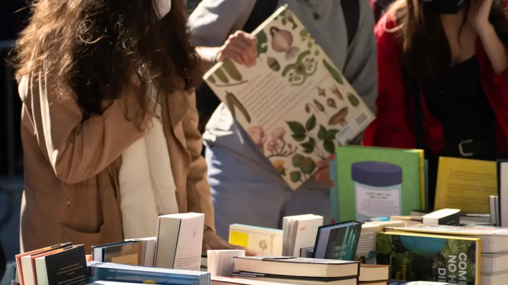 Livros de colorir - Feira de Livros