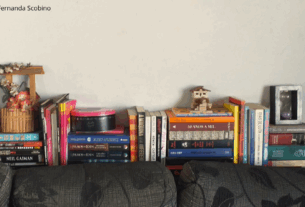 LIVROS COMO OBJETOS DE DECORAÇÃO