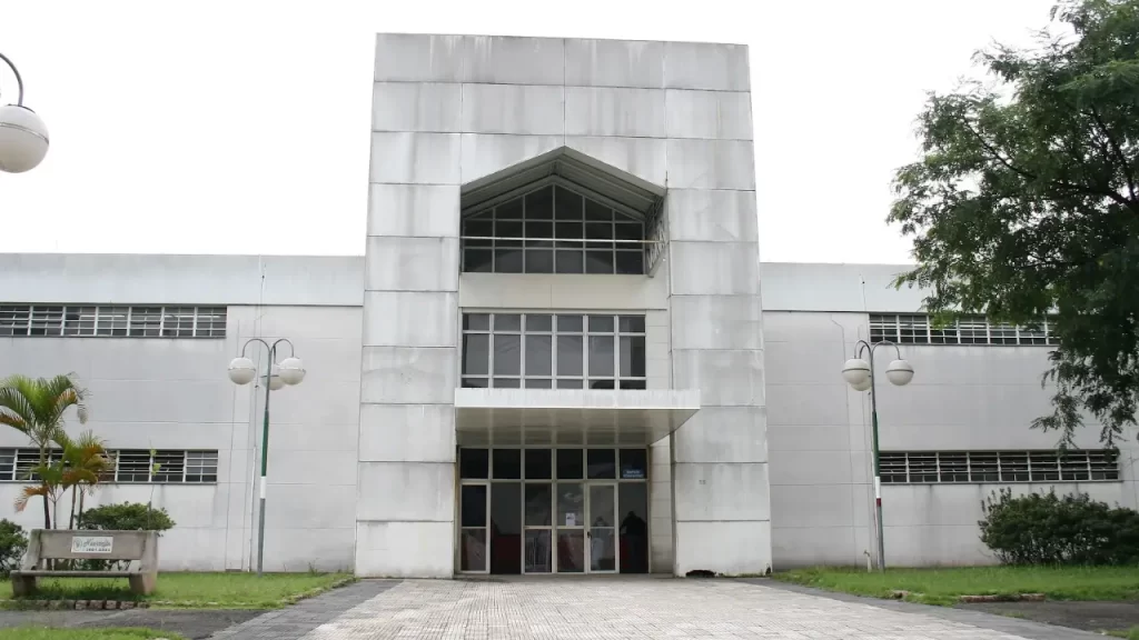 Biblioteca em Osasco - biblioteca municipal Osasco fechada